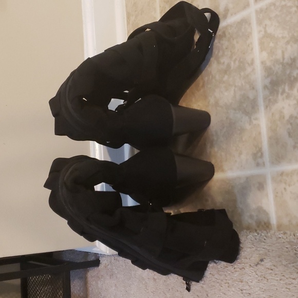 Strappy Heeled Knee Boot (WW) 10 Torrid Black - Picture 8 of 10